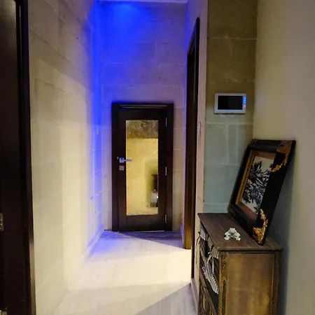 Secluded Maisonette With Caved Pool Hofret ir-Rizz